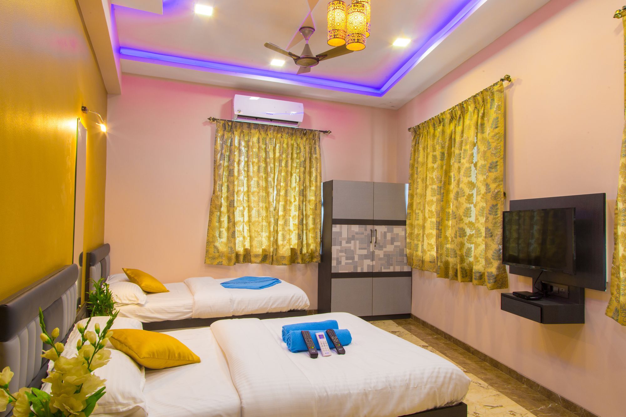 Hotel Tourister Mumbai Exterior foto
